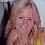 Ael - Travestiet à Pernis Profil de Ael, 36 ans, Travestiet à Pernis (Zuid-Holland)